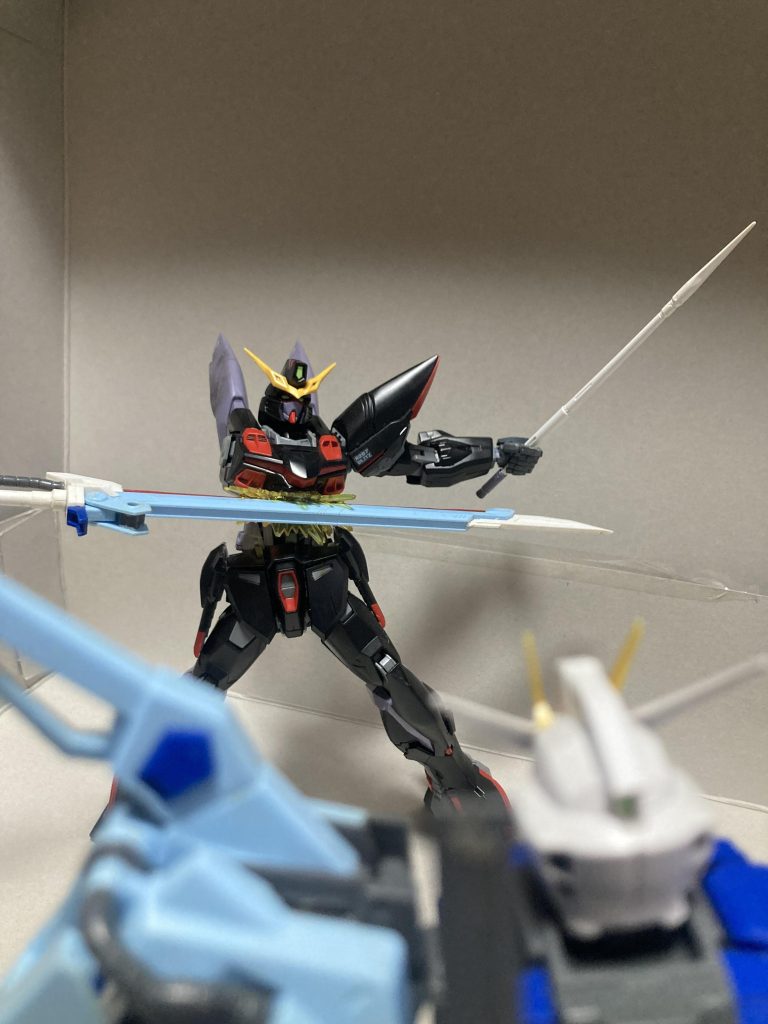 ブリッツといえば劇的な最後ですね‼️もう一体の胴体を使って再現しました。