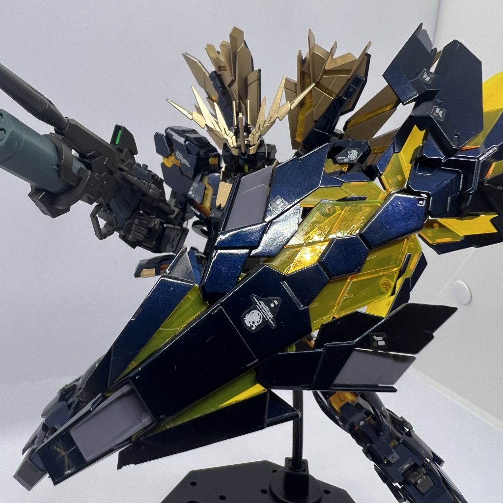 ちょっと違うけど、EXVS立ち絵風。偏光がよくわかる写真ですね