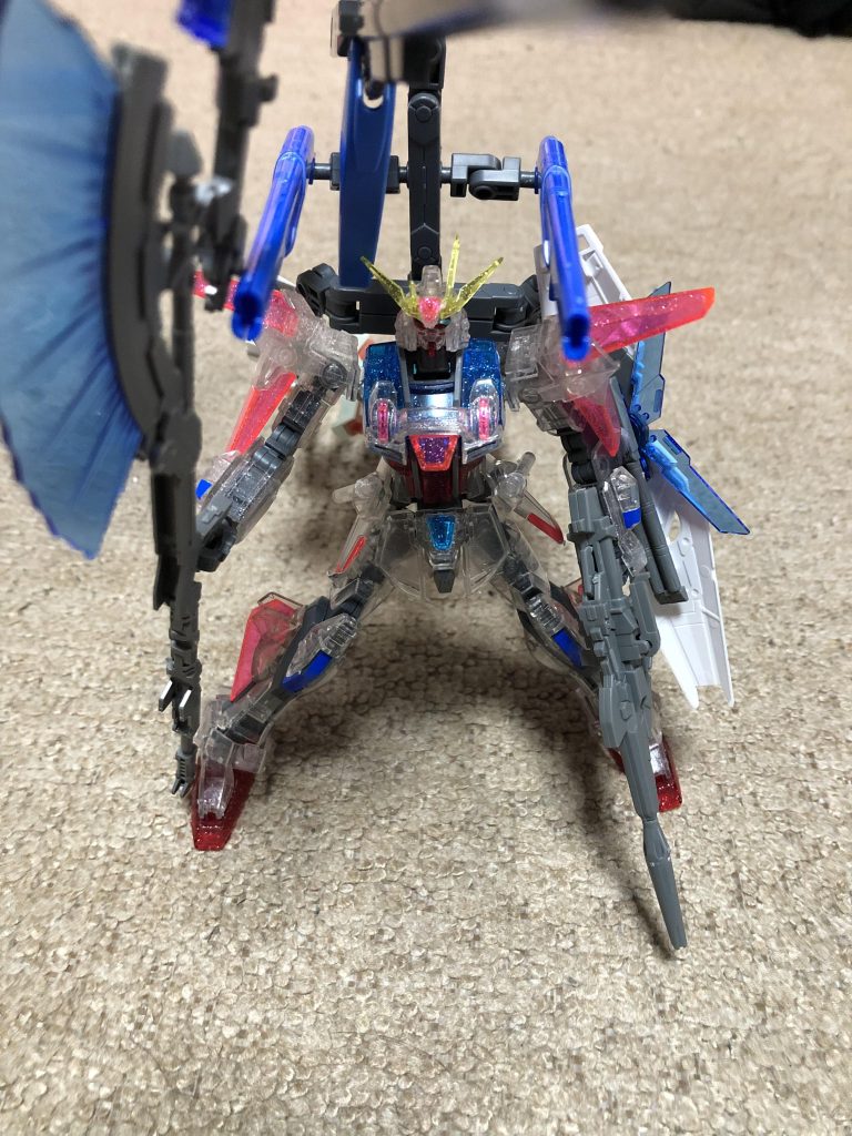 長男がガンプラにハマり父親としては嬉しい限りです次男(保育園年長)も素組みでガンプラ作って遊んで壊して…いつかアップできるでしょうか(^-^)兄弟で自由にガンプラ楽しんでほしいものです⭐︎