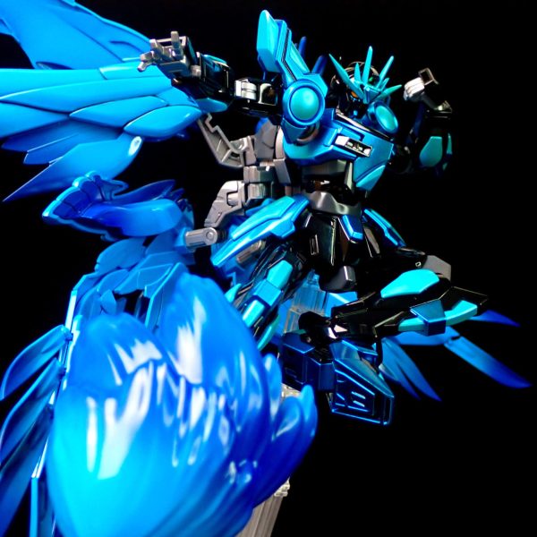 シンバーニングガンダム