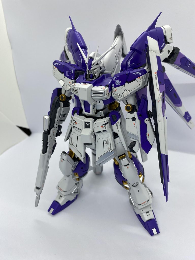 RG Hi-νガンダム–2枚目/制作者：ユヅキ