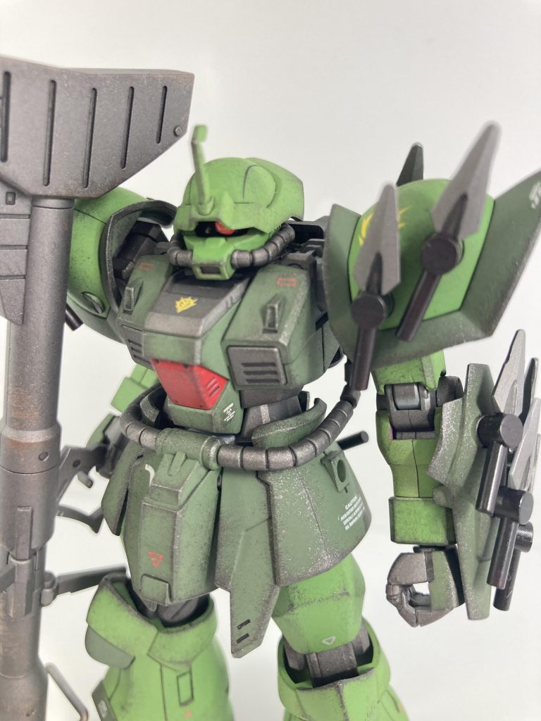 少し引き実は初めてのデカール貼りでした。今までデカールって避けてたんですが、貼り出すと止まらない不思議な魅力がありますね。