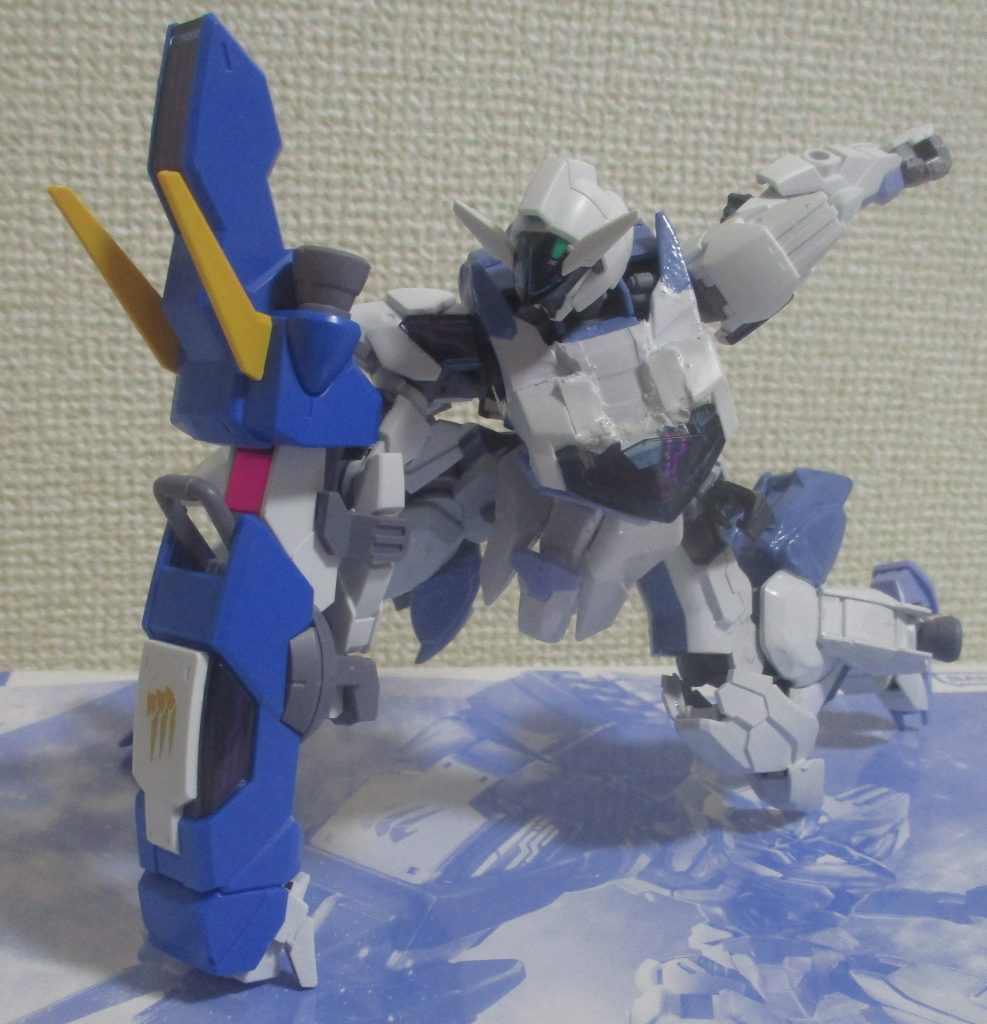 「スーパーヒーロー着地」風パンチww