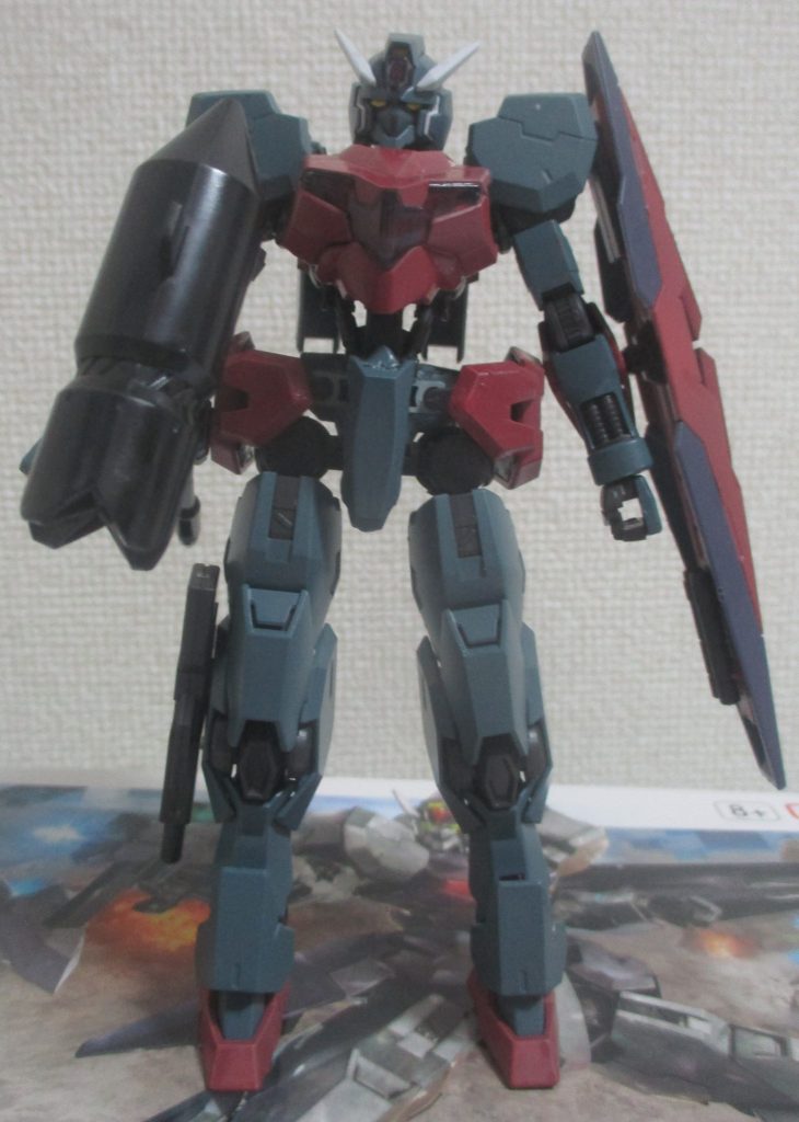 オマケ武器全て、このように取り付けられます。ハンマーは右サイドスカートに穴を空け、ウヴァルのハンマーラックを付けられるようにしてます。