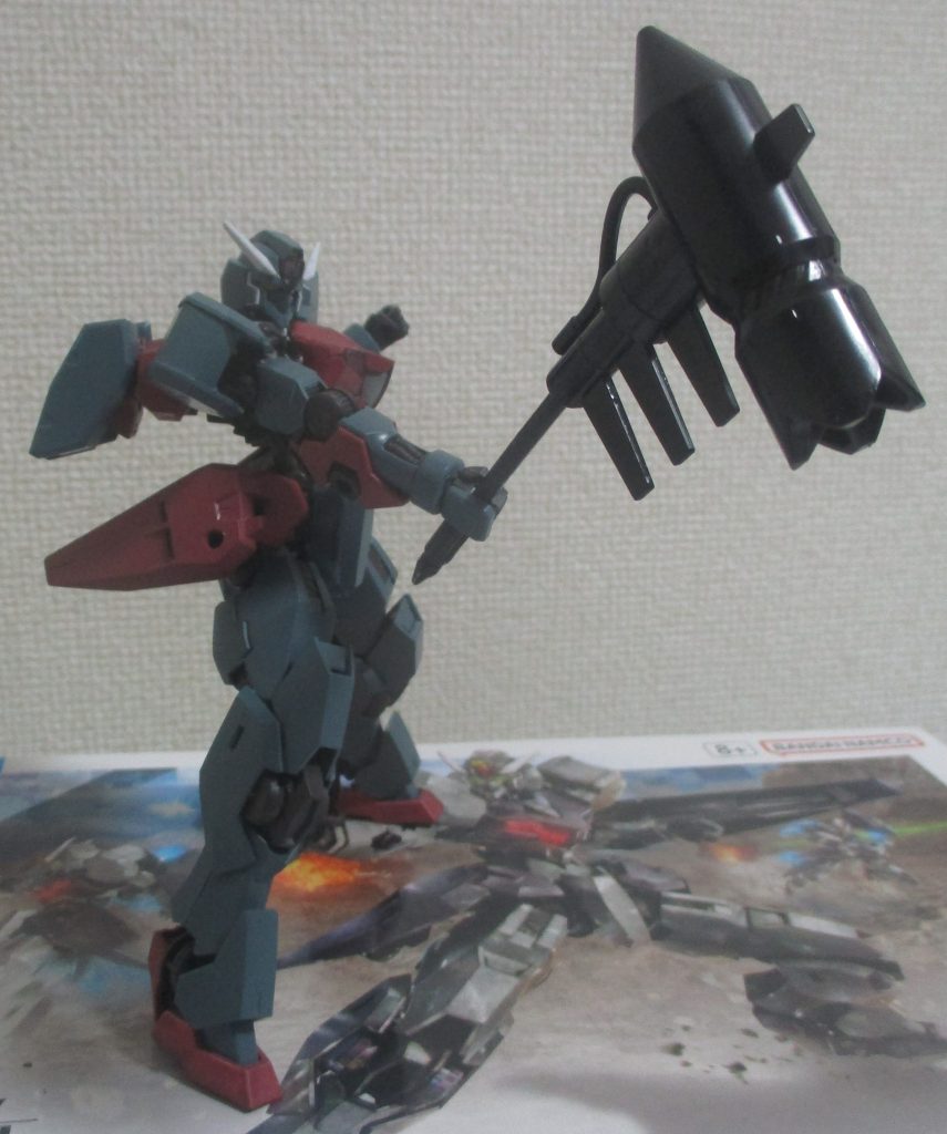 「バラム」としてのメイン武器、マイニングハンマー(ショート)。ウヴァルの物を柄を短くし、片手で扱えるようにしています。