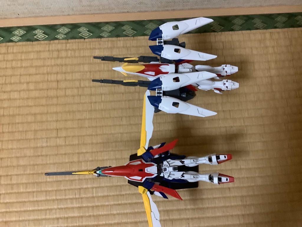 上がWガンダムゼロ下がWガンダム