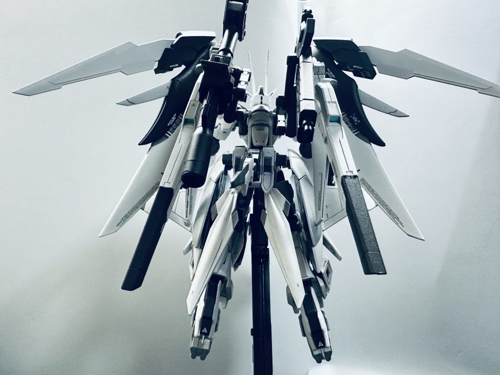 背面ロボは背中で語る