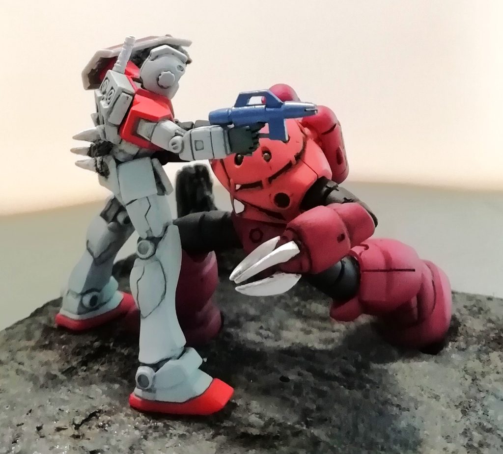 ポージングにはこだわりがあったんですがジムはなんだか棒立ちですね　もう少し迫真の迫力が欲しかったです