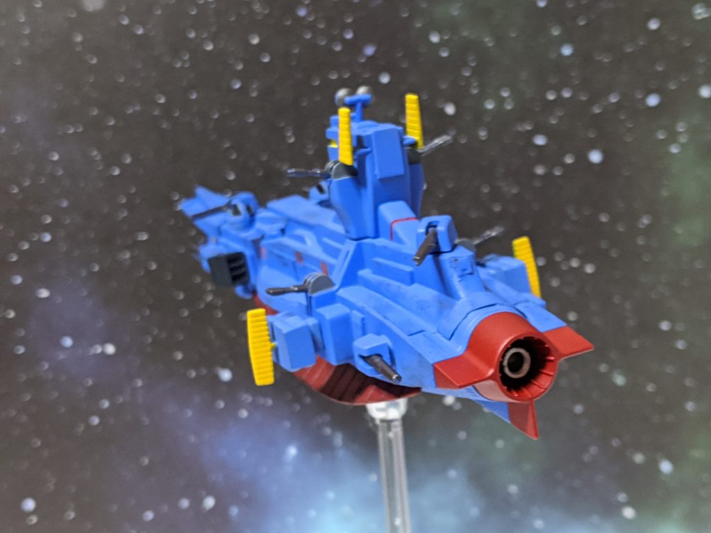 プラ板で情報量を増やしています。