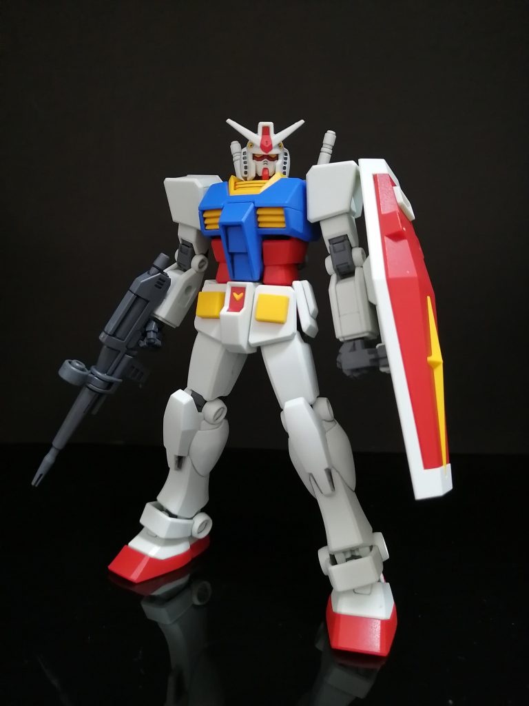 1周目のエントリーグレードガンダム。こちらもガンダムマーカースミ入れペンによるスミ入れ・つや消しトップコートのお手軽仕上げです。懐かしい☺️最後まで見ていただき、ありがとうございます😸