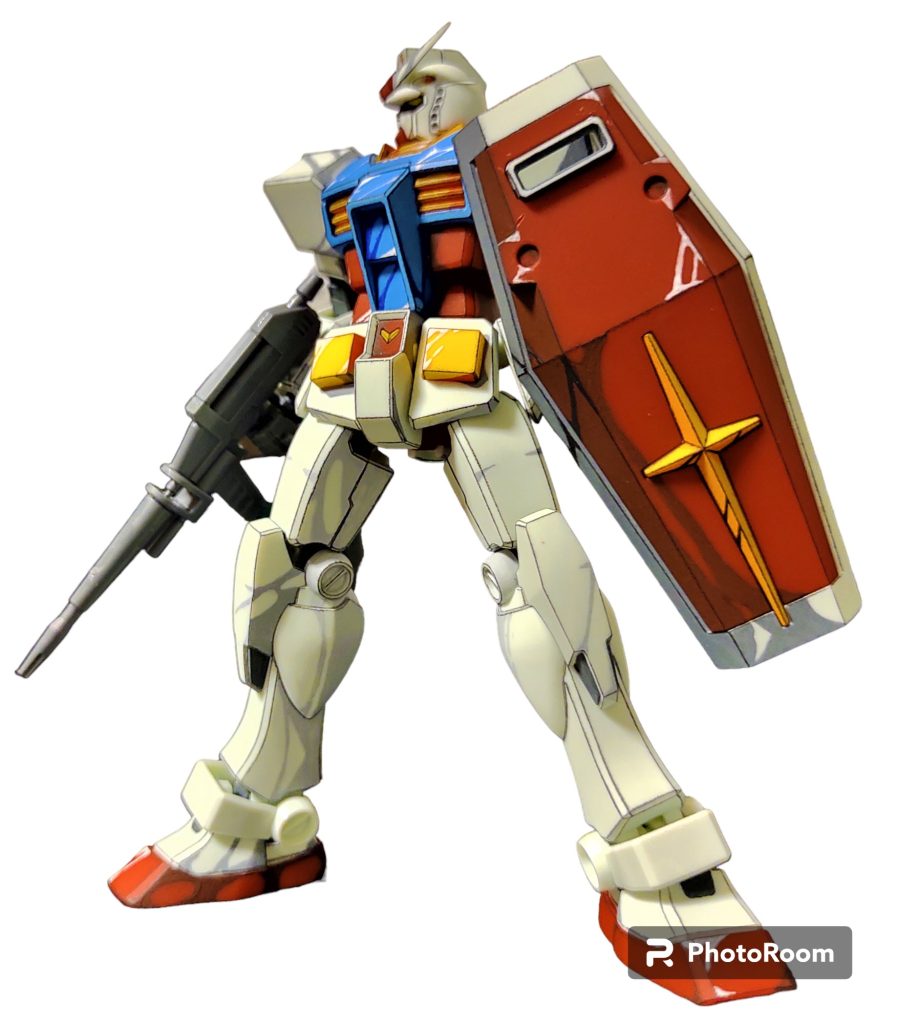 私が予想していた以上にカッコイイと思いました エッジ部分にラインが入るのでハッキリしたシルエットになりアニメのガンダムに近い仕上がりがいいと思います