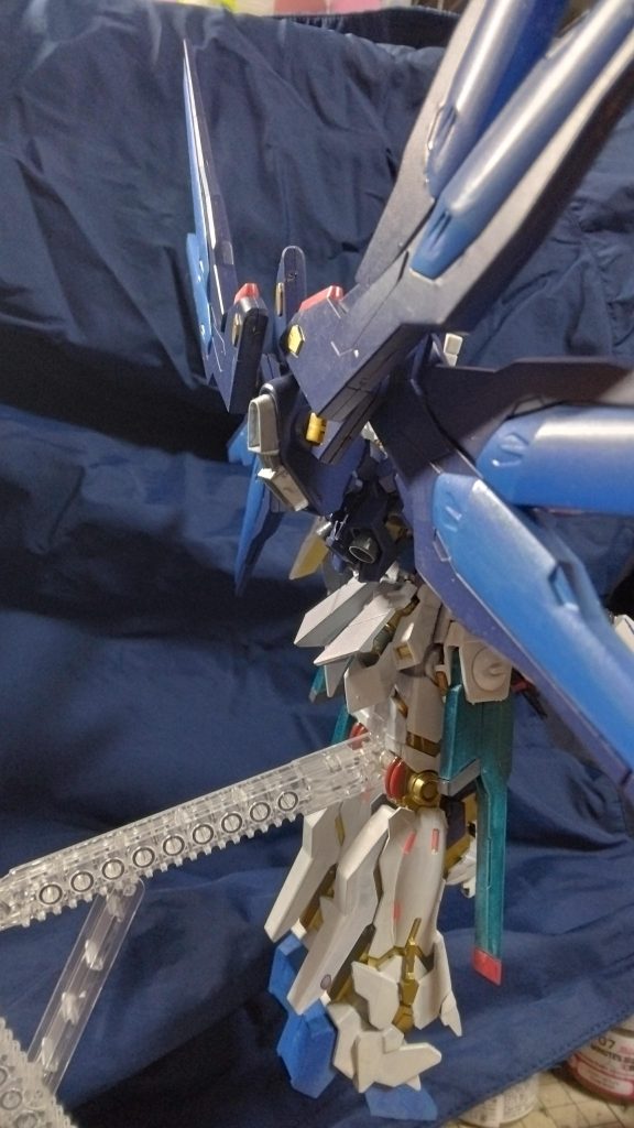 バックパック外装部をアタッチメントとして使っているのでドラグーン部は外せます