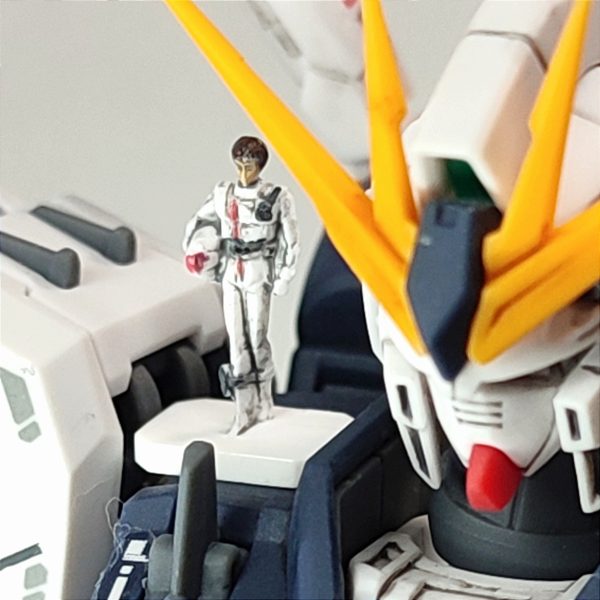 再び、RGよりアムロ・レイです。