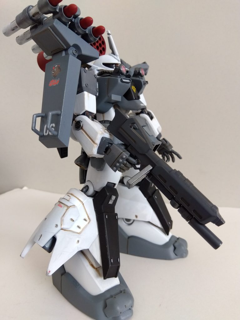 マニュピレーターはMSGのノーマルハンドに変更、ビームライフルはギラ・ドーガの物に変更しました。