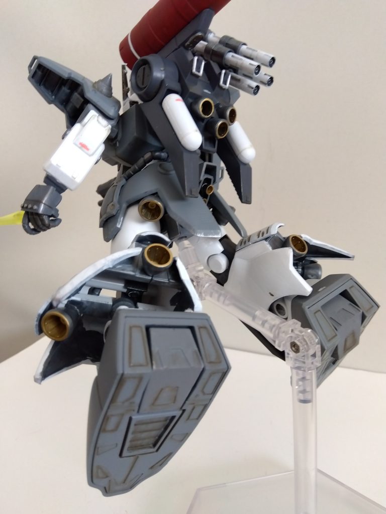 後はMSGやビルダーズパーツ、ボールデンバトルアームズ等を使ってディテールアップを。