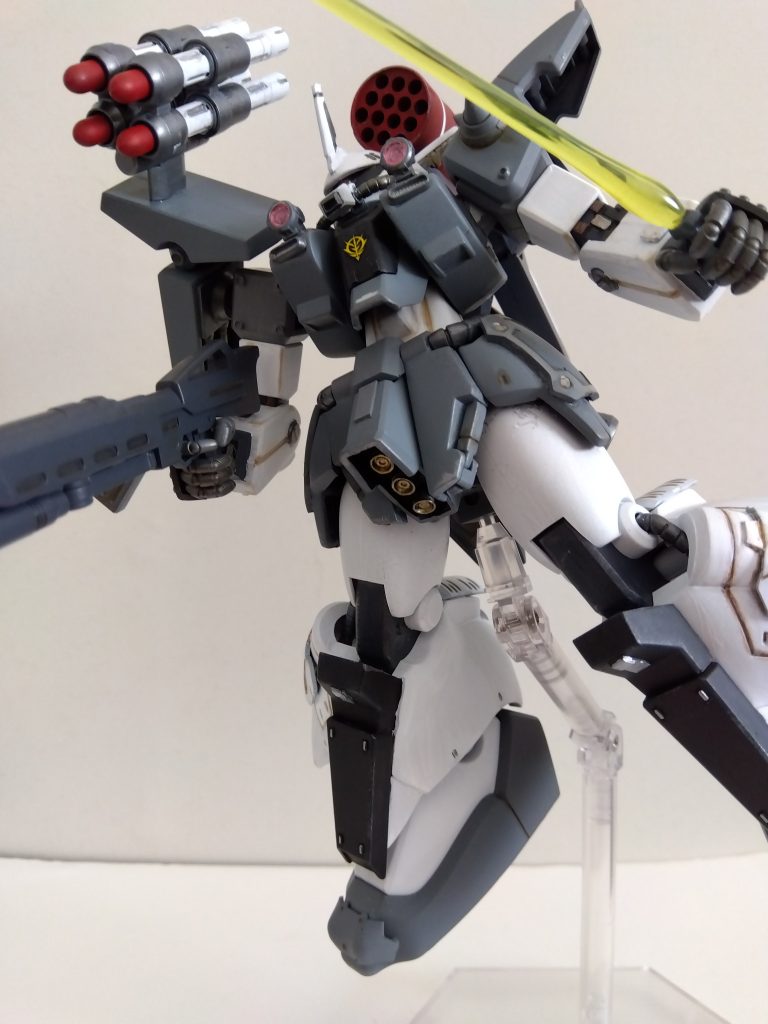 塗装は白部分はサーフェイサーを使った以外はいつものファレホ&シタデル&リアルタッチマーカーで。