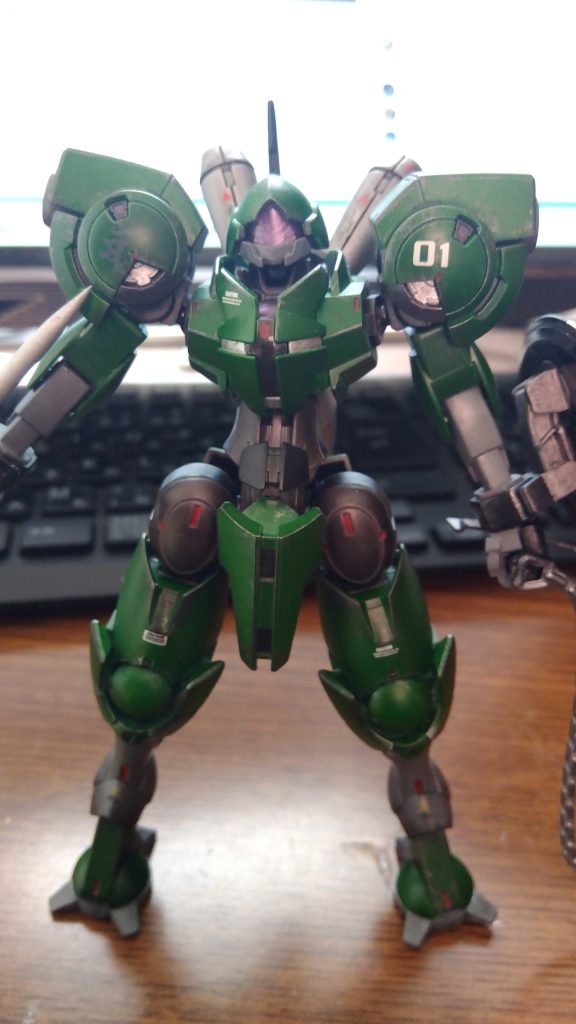 なんか、作ってる時にレイズナーやら、ボトムズのBGM、脳内再生余裕でした。いやぁー、また作りたいね。量産型。もっと再販してくれよ。放送が終わってもさー……