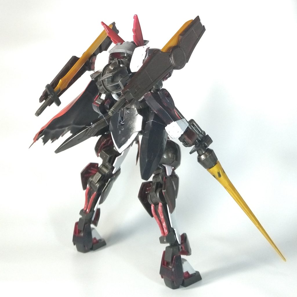 機体名の「レニガン」は某狩りゲーの装備名で、カラーリングはそれを参考にしてます。言葉自体の意味は知らない…(笑)