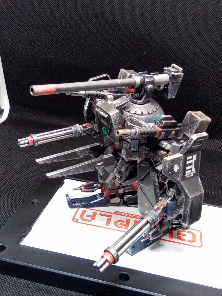 体当たり用のクローも装備近接戦闘は苦手な為 最終手段