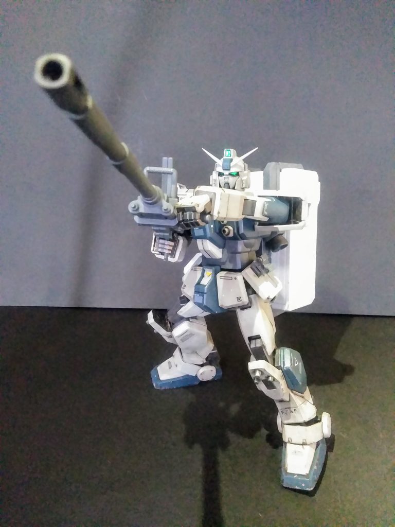 「UP主達"長モノ武装絶対信者"」が涙を流しながら拝み倒す「 180 mm キャノン」を 構えてミタ❗🙏😭残念ながらデフォルト状態ではアノ 『輝き撃ち』は再現 出来なさそうです😩