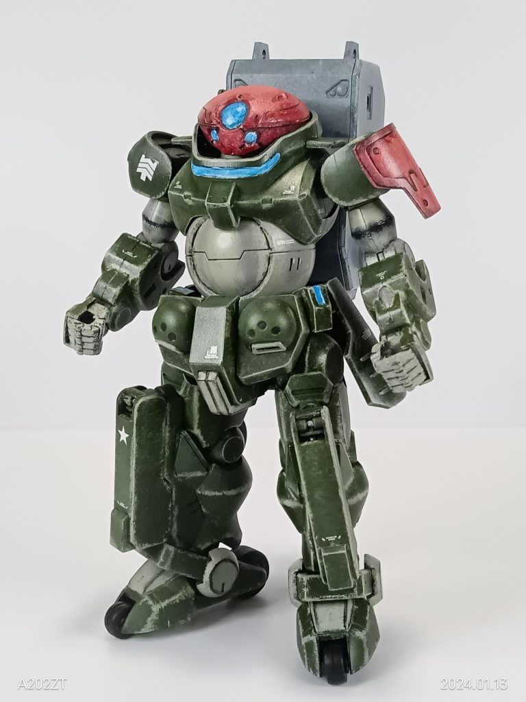 グリモアレッドベレー ショルダーもレッド右肩は大佐の階級マーク。中の人が大佐と呼ばれていたとのコトなので。マークが合ってるかイマイチ自信がないのですが…ジオンの機体じゃないし…