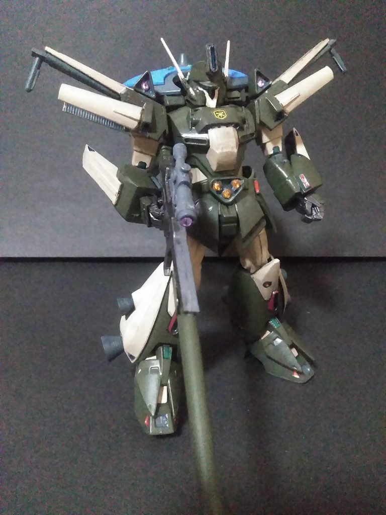 この子も何時も通りに｢マウンテンサイクル｣より発掘となります😋　　　　　　　　　　　　　　　　　　｢指揮官用偵察機｣だ、そうです🧐　　　　　　　　　　　　　　　　　　　　　　　　　　　　　　　　なんか字面が・・・オカシクない❓😑　　　　　　と、いうか｢とても好戦的なデザイン｣じゃ　　　　　　　在りません❓😤　　　　　　　　　　