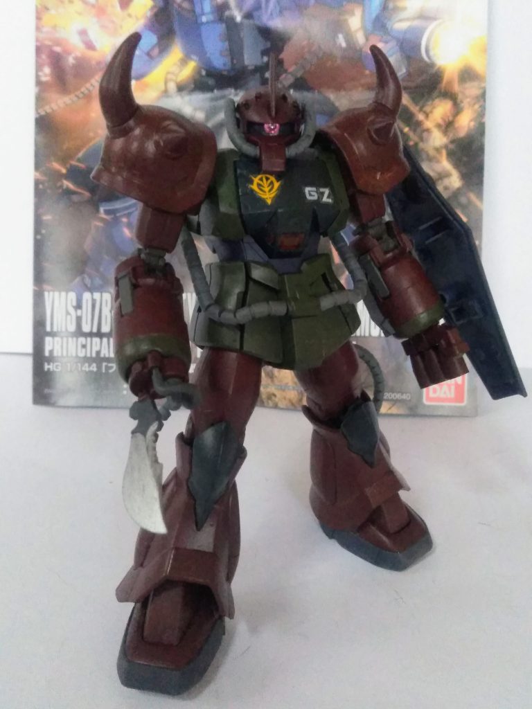 この子は以前に投稿をさせて頂いたのですが思う処があり『ガルマさま 専用機』に　　　　　　転生させました 😋　　　　　　　　　　　　　　『ガルマさま専用機』の記号として頭部に　　｢4 門のバルカン砲｣をアシラッテあります😁　　　　　　　　 