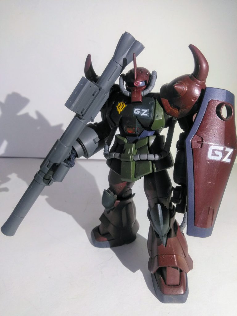 同じ｢MSDのザクよりバズーカ｣を拝借😊この｢バズーカ｣はデザインが洗練されていてカッコいいですよね😄 