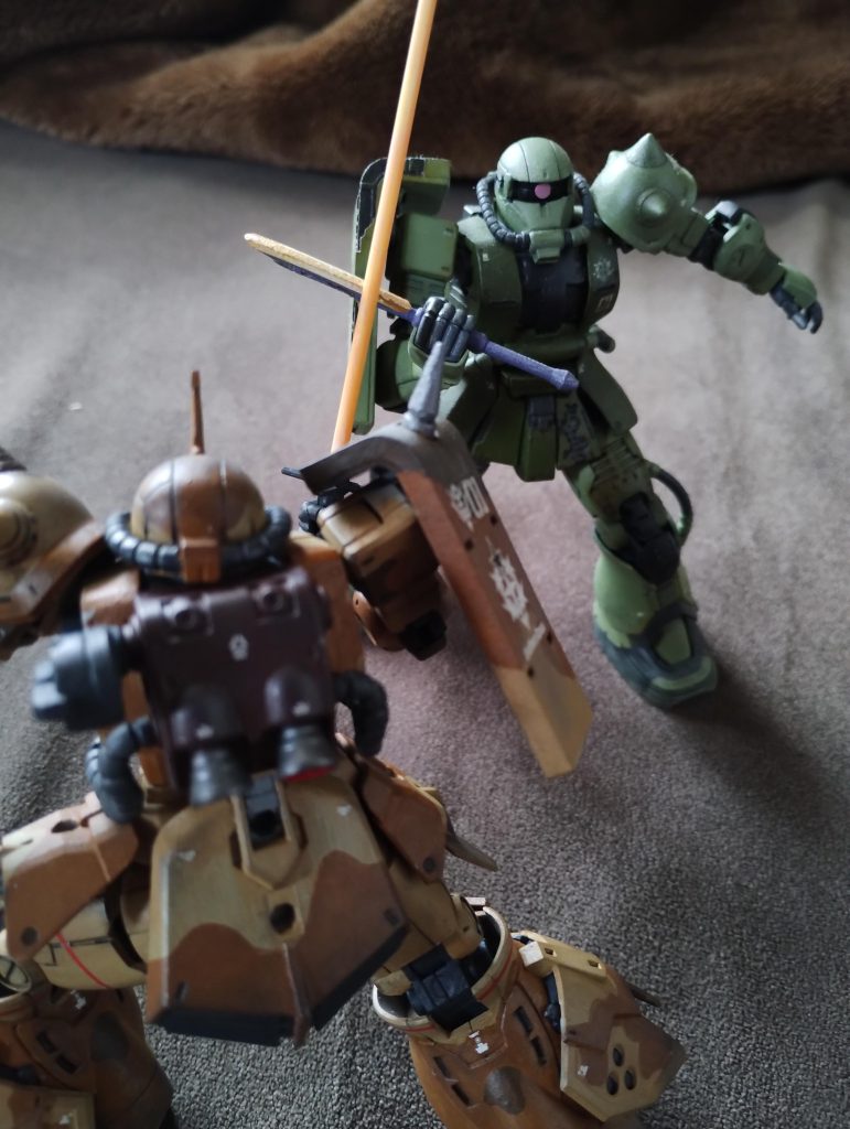 ドアン対エグバの戦闘シーン。高機動型がノーマル(しかもボロい)に負ける？ドアンが凄すぎる。