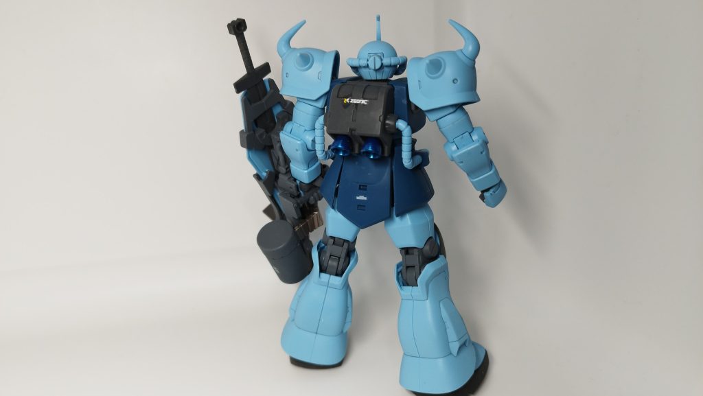 成形色でも十分かっこいい、良キット