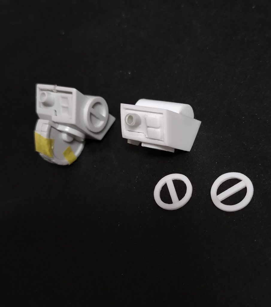 キャノンとスコープみたいなものはMSVのキットを参考にしながらプラ板、プラ棒を合わせて1から作りました。このあと一部だけ気に入らず修正しました。