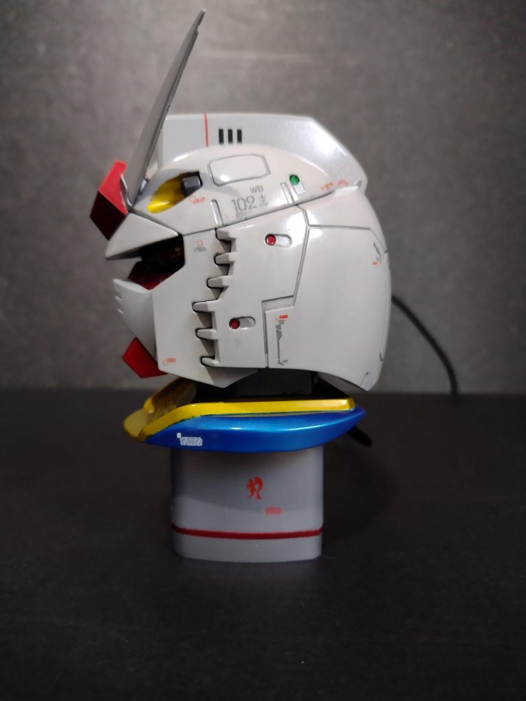 ガンダムヘッド　こ、こいつ…光るぞ！–3枚目/制作者：ken-zoon