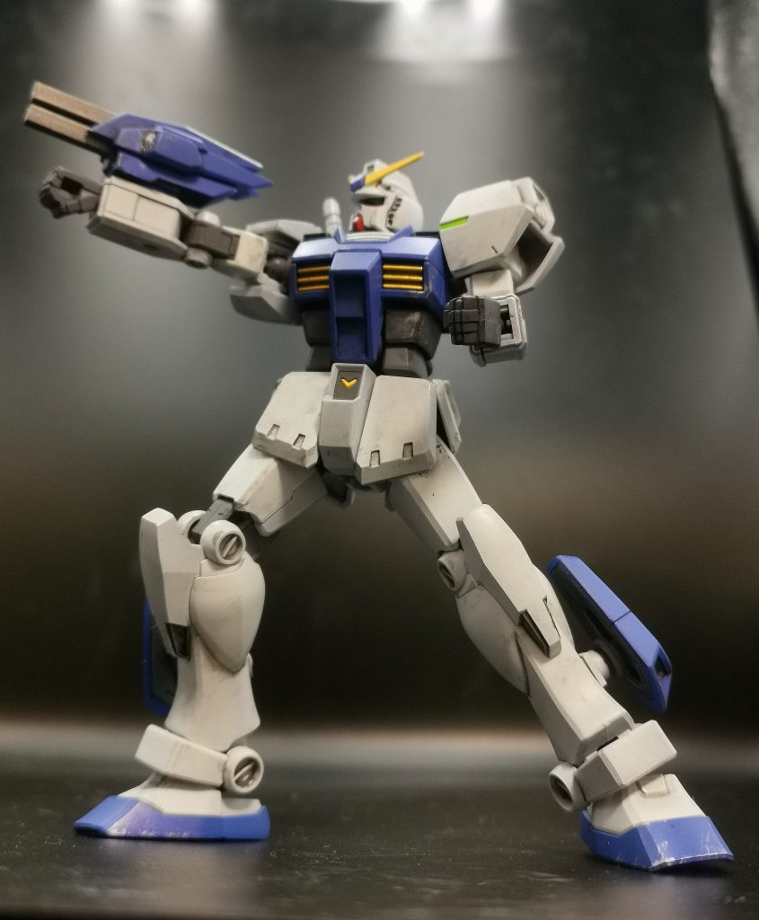 『ソリッドシューター』NT-1が隠しガトリングだったので、こちらは小型レールガン。砲身の伸縮は磁石で固定できます。