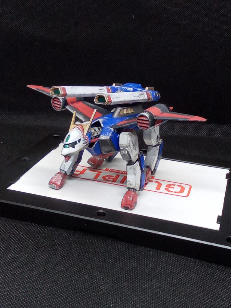 ジャンク品を安く買えたので遊び&塗装の練習に 