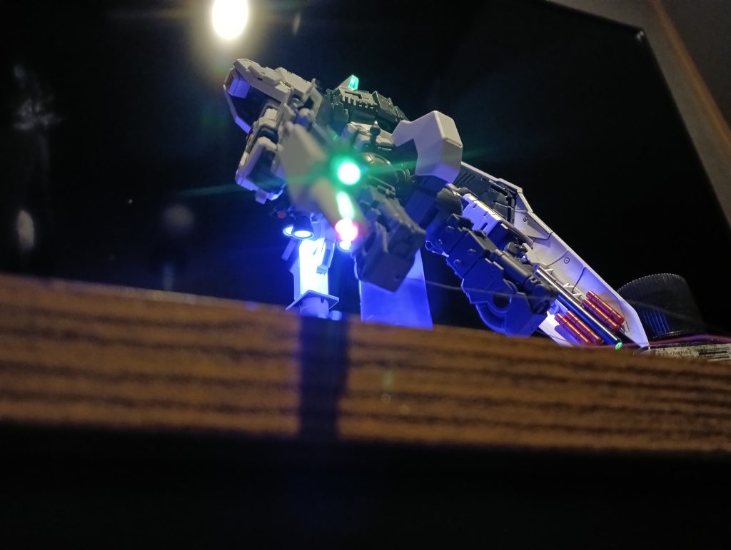 銃口上部はグレネードランチャーの設定ですがセンサーに脳内妄想設定してます😂