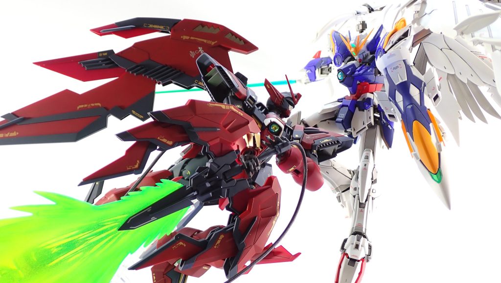 同スケールのゼロと。いやー、ライバル機が揃うといいですね。テンション上がる。しかも紅白の羽でめでたいときている。今年も制作頑張るぞ。見ていただき、ありがとうございます。