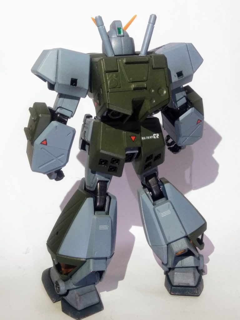 でも、コノ演出のお陰で「中の人」が 凄くカッコ良く観えるのかも知れませんね🤗「チョバム アーマー」が剥げ落ちて「真の姿」が顕れた時は鳥肌が立ちました 😲💦