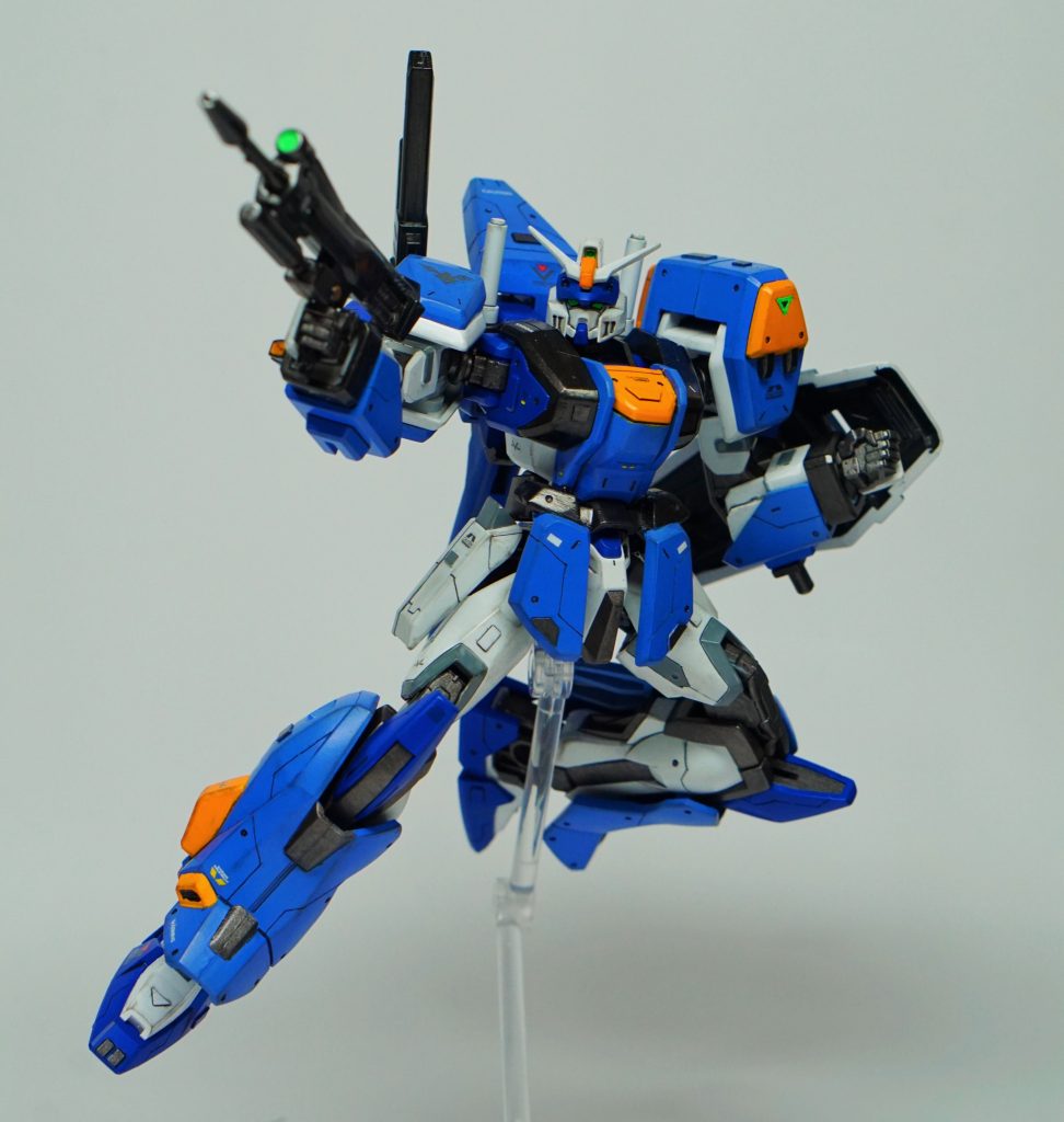 ポージングの途中で足の付け根折れたとき泣きそうになりました、、、