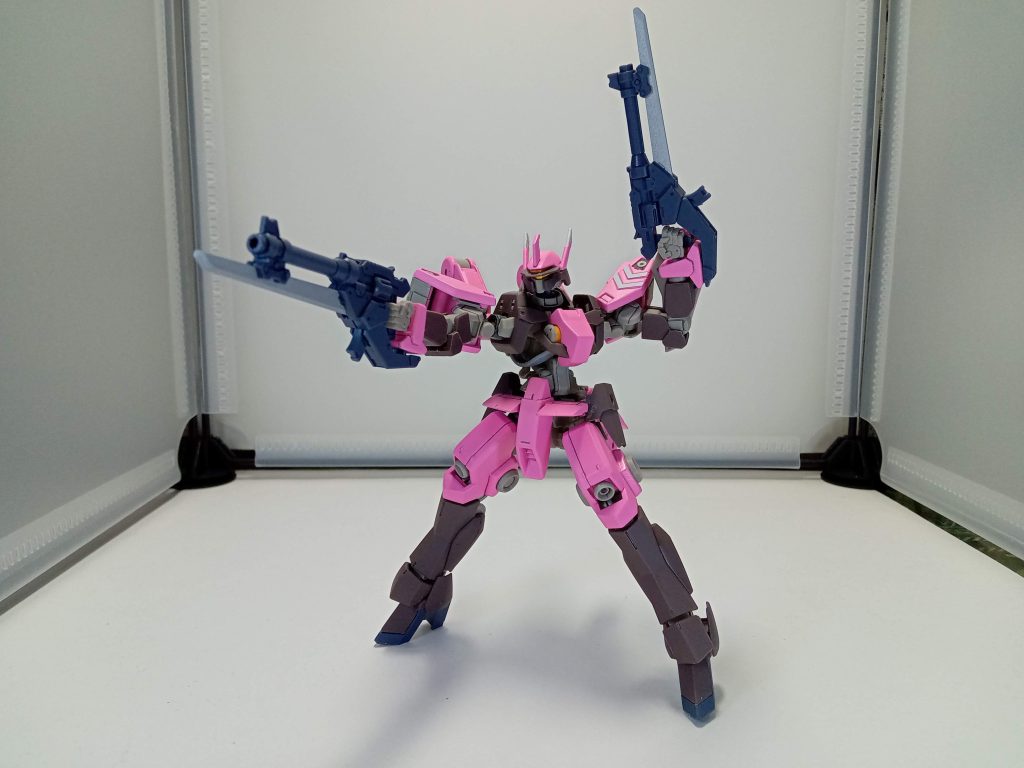 ガンカタ‼️でもポーズを決めるの難しい