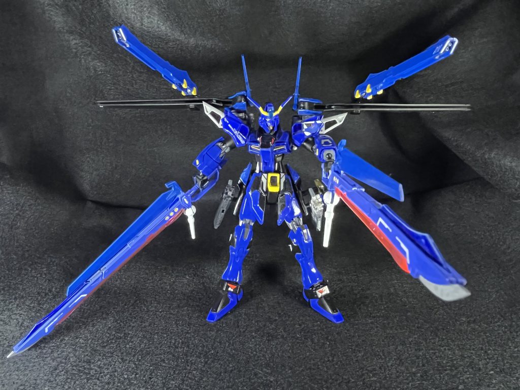 バックパックはラヴファントムのラヴストライカーにアロンダイトを装備してます