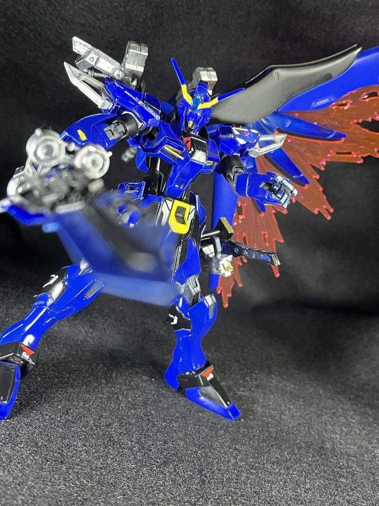 この様カレトヴルッフをメインにしており、左右非対称なバックパックにしてありますカレトヴルッフはカレトヴルッフ炎にもできます