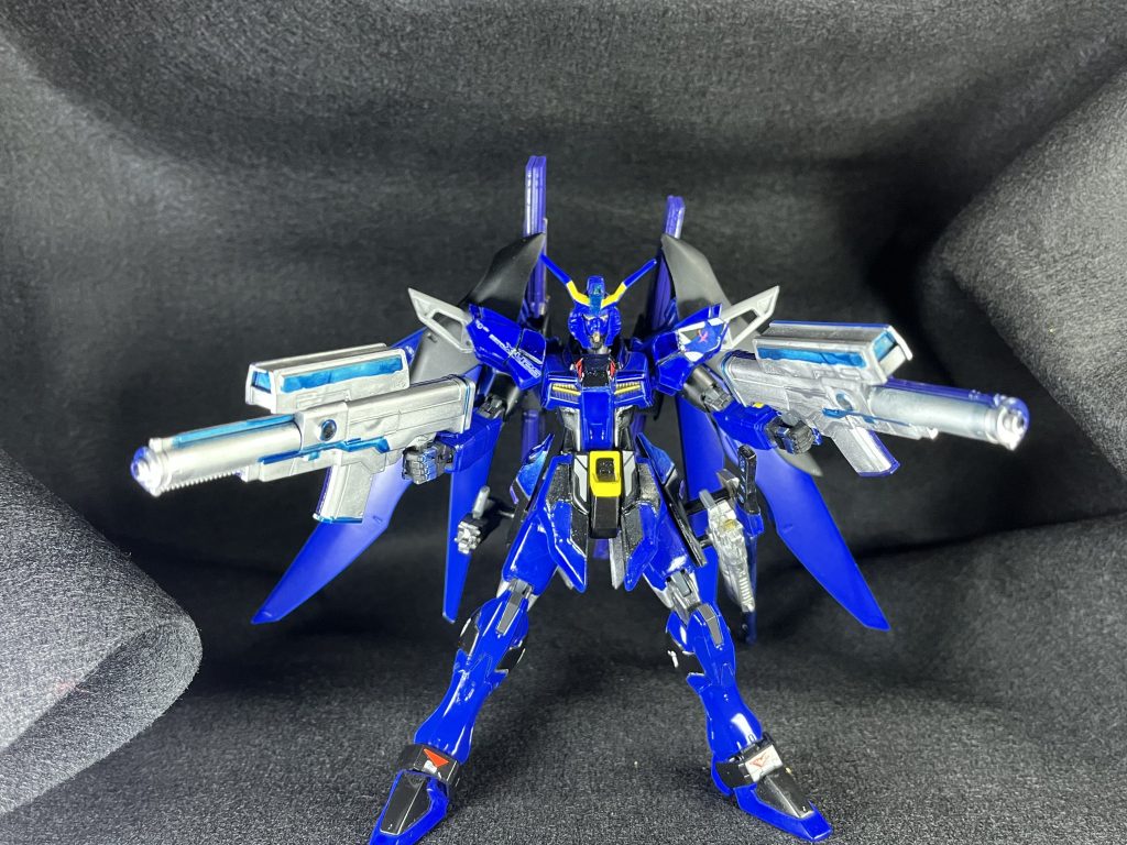 此方が射撃型です此方はサブマシンガンを二丁持っている為、高火力とスピードによる殲滅に特化してます