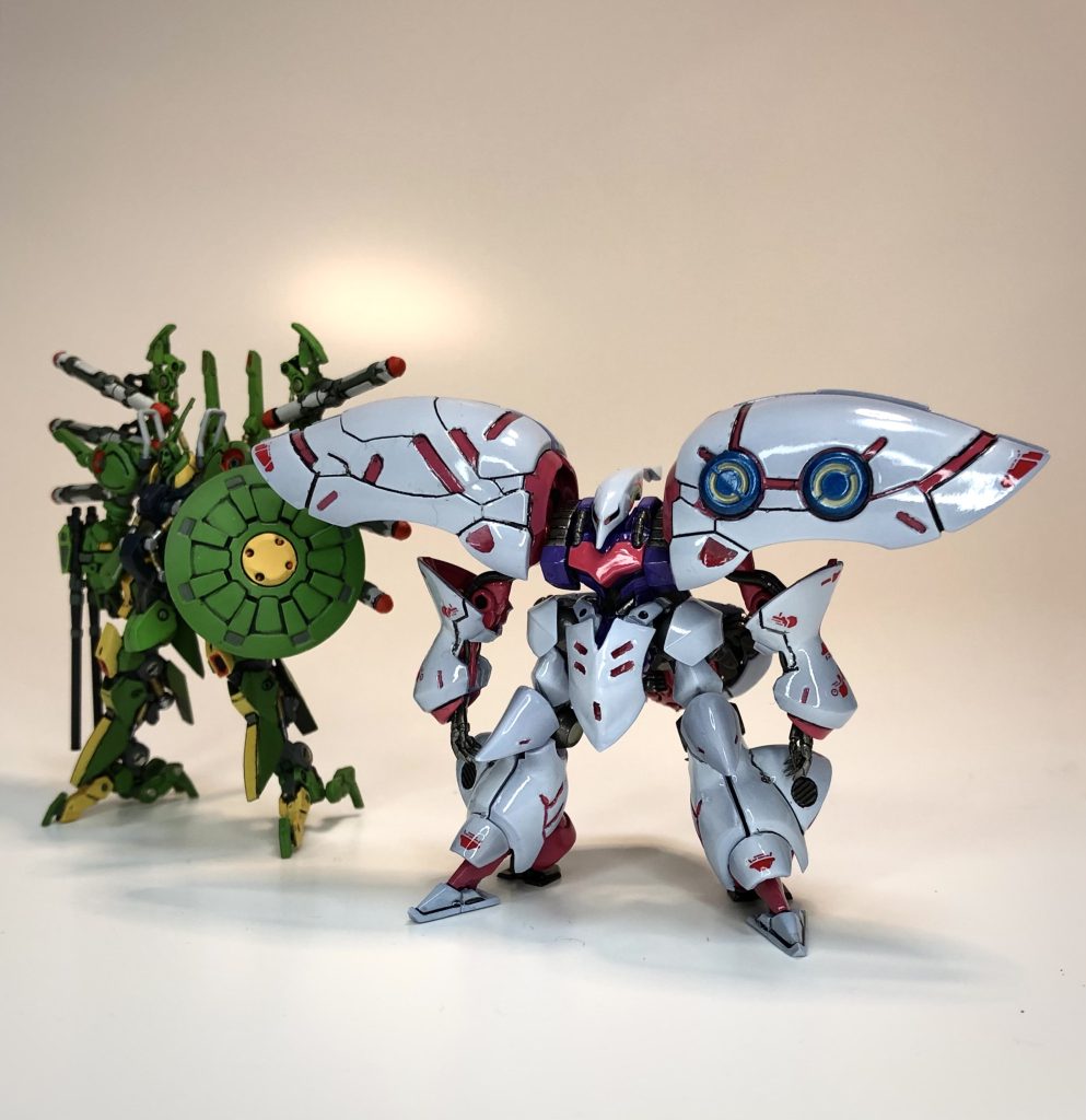 他のアーティファクトと一緒にパシャリ✨アーティファクトは、素体の出来が良い分、塗装すると見た目がガラリと変わるから素晴らしいです。