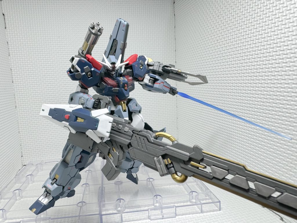 ガンダムルブリスティターン–7枚目/制作者:Masanori Nakamoto