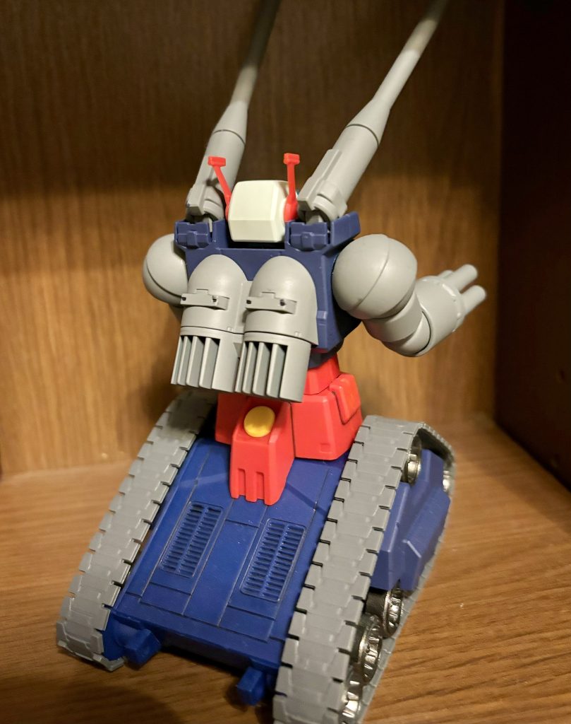 元旦用のガンタンク–3枚目/制作者：shiratama