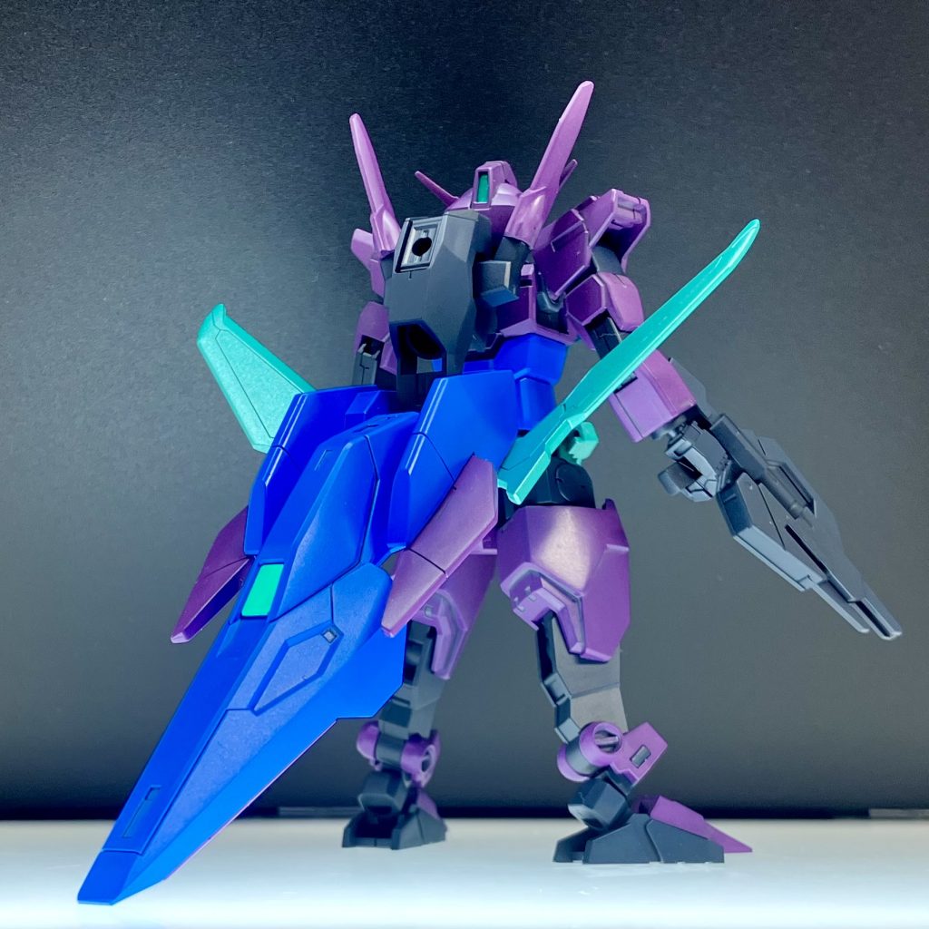 腰のパーツデカすぎんか❓