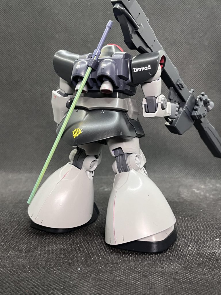 ヒートサーベルは偏光パールで発火時の感じも出しつつ。