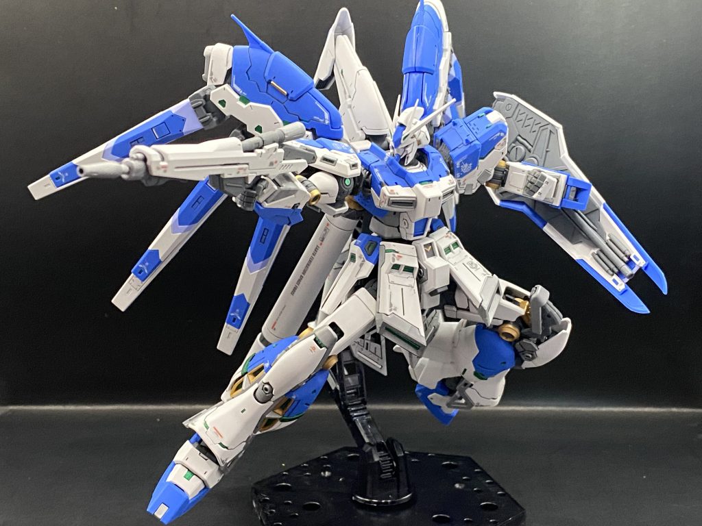 ビームライフルもデザインが変わりいい感じです!