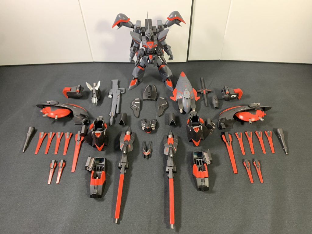 武装とアーマー一覧。ネオジム磁石や真鍮線により、本体のゲイツとは差し替え無しで着脱が可能です。