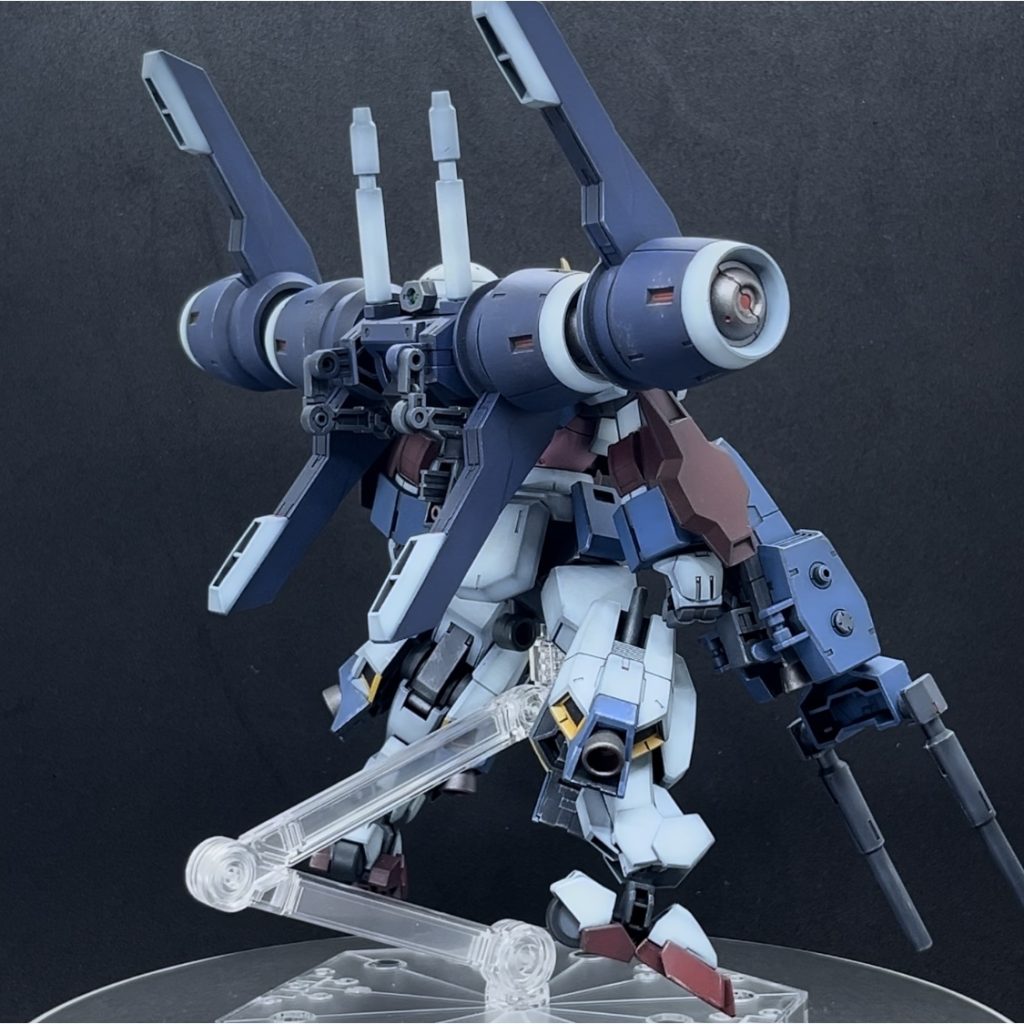 ダブルビームライフルは30mmティルトローターの機首、砲身はバオリパックのキャノンです。